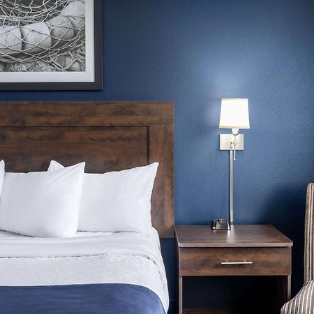Travelodge Suites By Wyndham Saint John Esterno foto