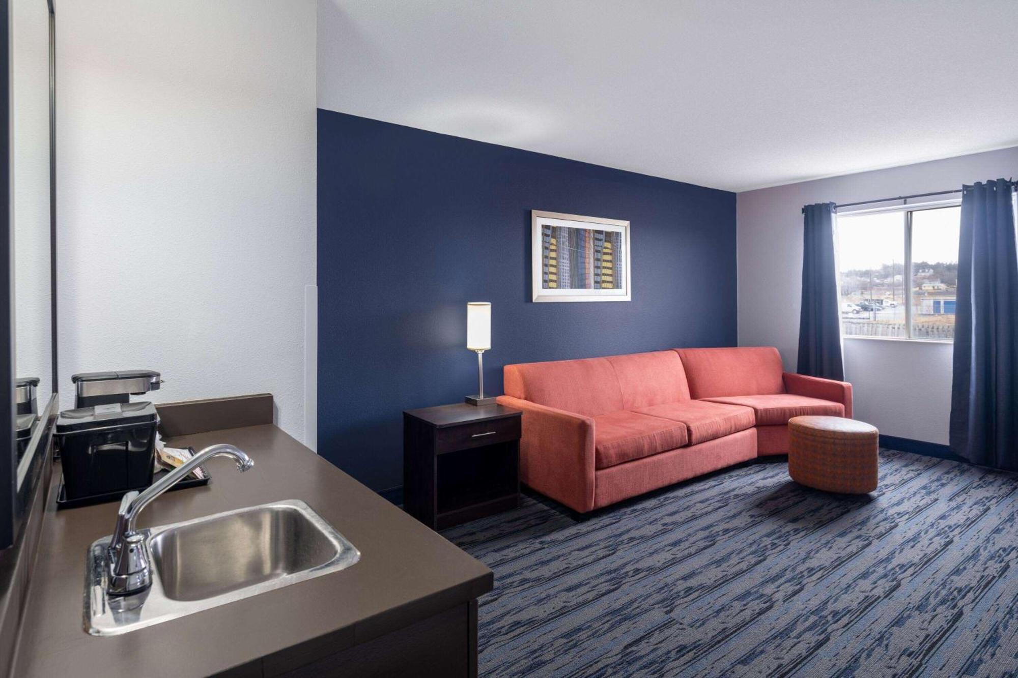 Travelodge Suites By Wyndham Saint John Esterno foto